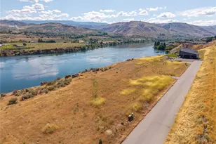 3180 SE Rivers Edge Ct, East Wenatchee, WA 98802 - Photo 1