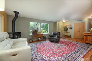 18927 Routon Ln, Burlington, WA 98223 - Photo 5