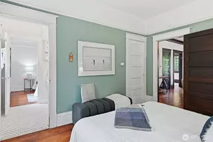 4651 1st Ave NE, Seattle, WA 98105 - Photo 17