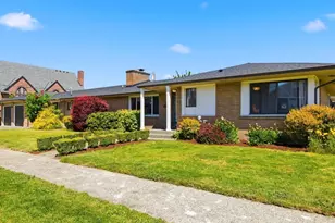 1417 Maple St, Sumner, WA 98390 - Photo 3