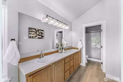 31259 E Lake Morton Drive SE, Kent, WA 98042 - Photo 21