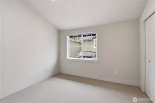 723 N 95th St, Seattle, WA 98103 - Photo 17