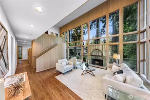 2261 W Lake Sammamish Pkwy SE, Bellevue, WA 98008 - Photo 11