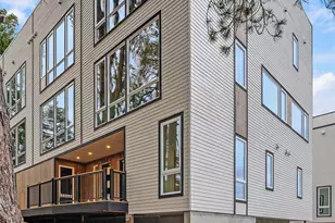 542 W Barrett St, Seattle, WA 98109 - Photo 29