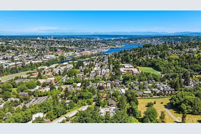 542 W Barrett Street, Seattle, WA 98109 - Photo 35