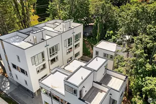 542 W Barrett St, Seattle, WA 98109 - Photo 37