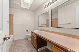 13603 SE 239th St, Kent, WA 98042 - Photo 17