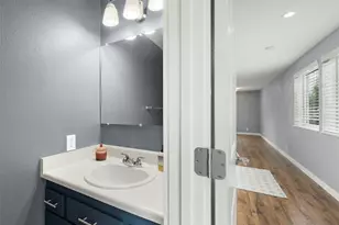 2052 E Wright Ave, Tacoma, WA 98404 - Photo 11
