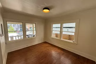 811 NE 66th St, Seattle, WA 98115 - Photo 5