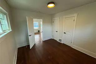 811 NE 66th St, Seattle, WA 98115 - Photo 11