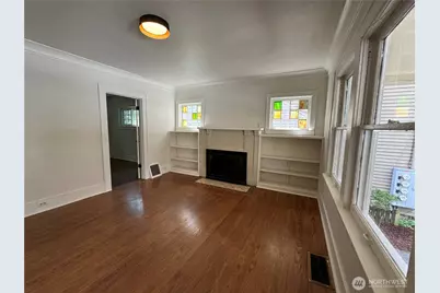 811 NE 66th Street, Seattle, WA 98115 - Photo 3