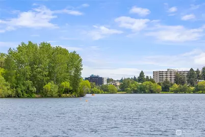 811 NE 66th Street, Seattle, WA 98115 - Photo 33