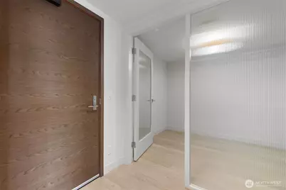 588 Bell Street #3104, Seattle, WA 98121 - Photo 17
