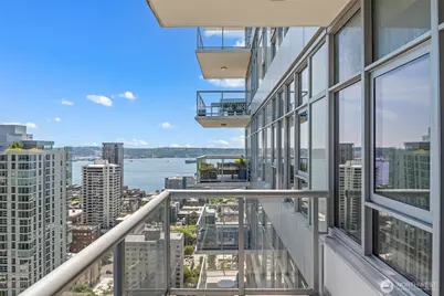 588 Bell Street #3104, Seattle, WA 98121 - Photo 7