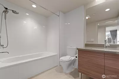 588 Bell Street #3104, Seattle, WA 98121 - Photo 19