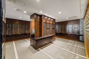 588 Bell St, Seattle, WA 98121 - Photo 27