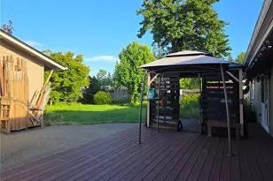 810 Century Ct NE, Lacey, WA 98516 - Photo 33