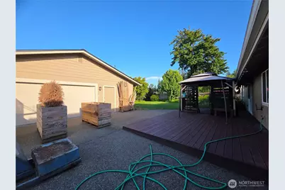 810 Century Court NE, Lacey, WA 98516 - Photo 31