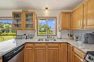 1213 Alaska Ave, Anacortes, WA 98221 - Photo 25