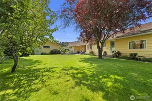 1213 Alaska Ave, Anacortes, WA 98221 - Photo 9