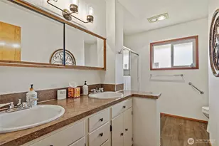 1213 Alaska Ave, Anacortes, WA 98221 - Photo 35