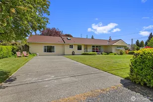 1213 Alaska Ave, Anacortes, WA 98221 - Photo 3