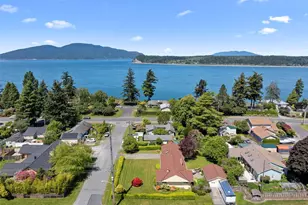 1213 Alaska Ave, Anacortes, WA 98221 - Photo 5