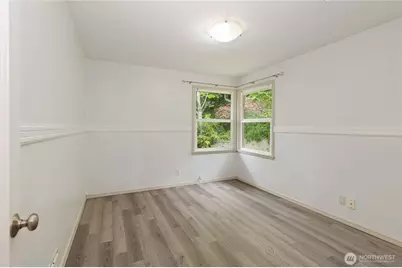 1906 N Wycoff Avenue, Bremerton, WA 98312 - Photo 17