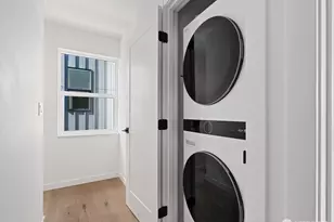 1762 NW 60th St, Seattle, WA 98107 - Photo 23