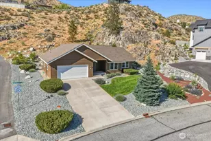 345 Orchard View Dr, Chelan, WA 98816 - Photo 37