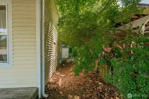 1710 36th St, Everett, WA 98201 - Photo 29