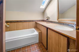 2654 W Dravus St, Seattle, WA 98199 - Photo 19