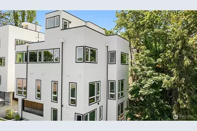 534 W Barrett Street, Seattle, WA 98119 - Photo 29