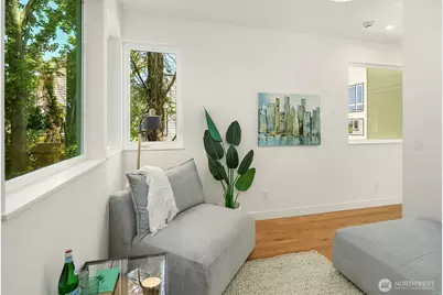 534 W Barrett Street, Seattle, WA 98119 - Photo 11