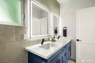 534 W Barrett St, Seattle, WA 98119 - Photo 15