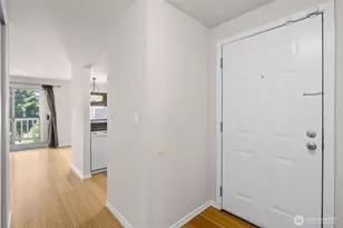 1900 NE 48th St, Renton, WA 98056 - Photo 5