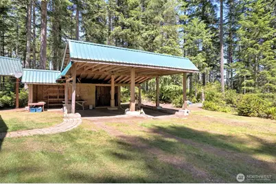 90 NE Lakeridge Drive, Belfair, WA 98528 - Photo 13