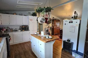 1466 Ferrier Rd, Winlock, WA 98596 - Photo 3