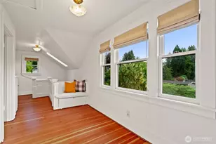 2701 NE 94th St, Seattle, WA 98115 - Photo 17
