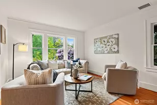 2701 NE 94th St, Seattle, WA 98115 - Photo 5