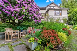 2701 NE 94th St, Seattle, WA 98115 - Photo 27