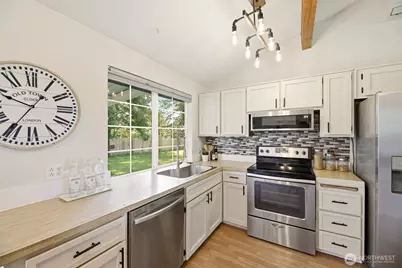 17827 130th Place SE, Snohomish, WA 98290 - Photo 13