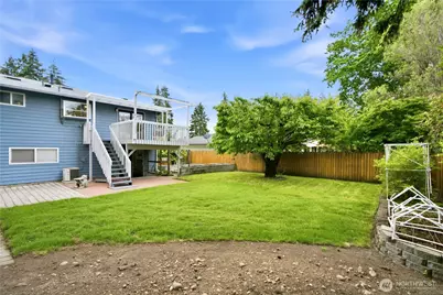 1727 Anacortes Avenue NE, Renton, WA 98059 - Photo 31