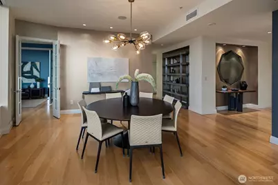 10700 NE 4th Street #4102, Bellevue, WA 98004 - Photo 13