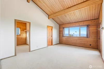 1051 Lightning Way, Camano Island, WA 98282 - Photo 19