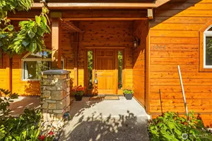 1051 Lightning Way, Camano Island, WA 98282 - Photo 5