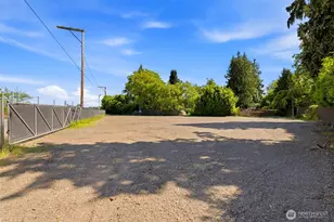 6722 River Rd E, Puyallup, WA 98371 - Photo 33