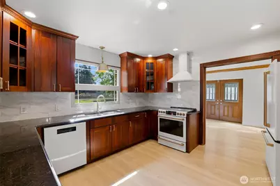 6722 River Road E, Puyallup, WA 98371 - Photo 7