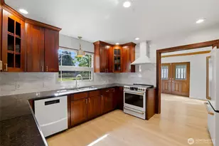 6722 River Rd E, Puyallup, WA 98371 - Photo 7