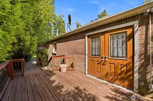 6722 River Rd E, Puyallup, WA 98371 - Photo 21
